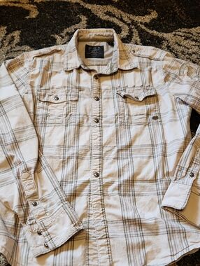 Fox Cream and Light Gray Plaid Button-Up Shirt